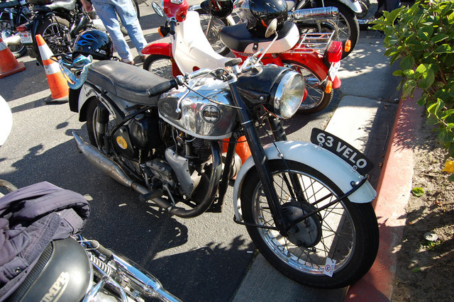 1963 Ariel