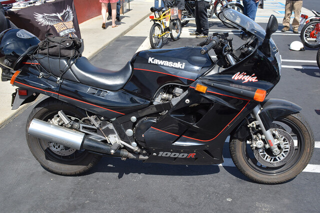 Kawasaki GpZ 1000R