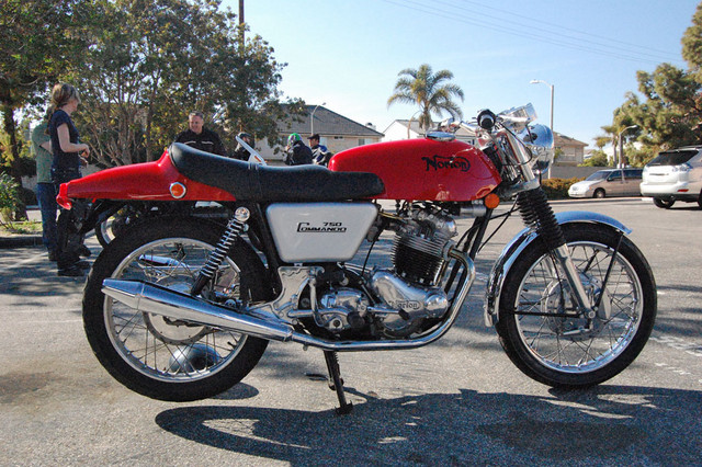 1971 Norton Commando Fastback
