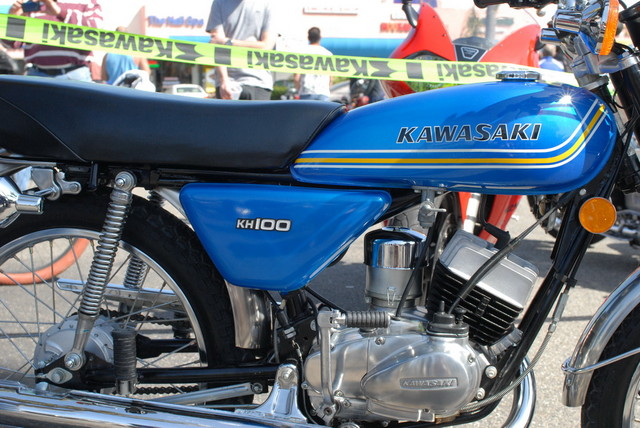1976 Kawasaki KH100 B7