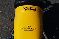 Norton 750 Commando Fastback